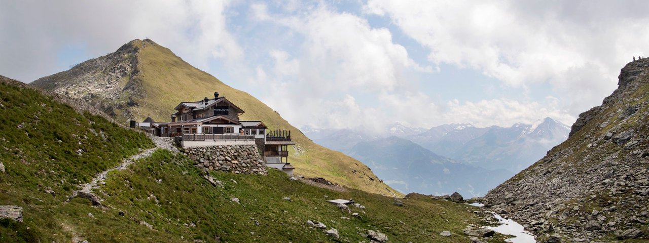 Une auberge d'altitude 5 étoiles à la situation exceptionnelle, © Tirol Werbung/Frank Bauer