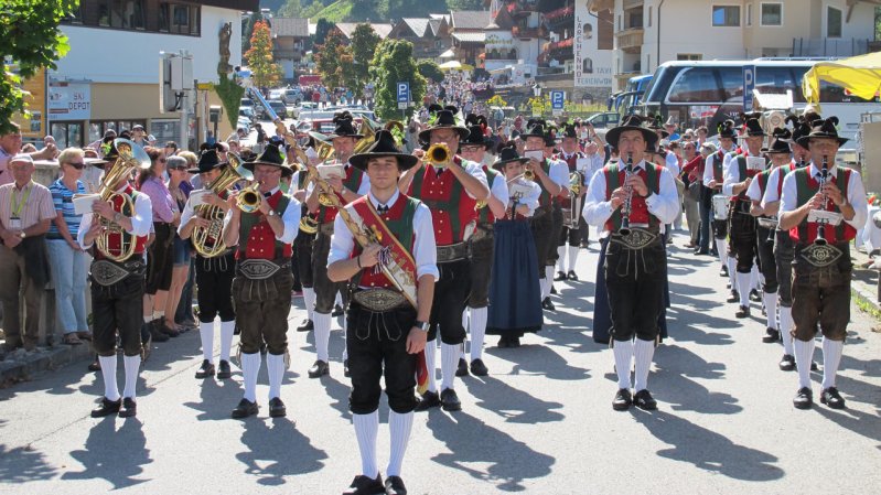 L'orchestre d'Auffach ouvre la danse, © Wildschönau Tourismus