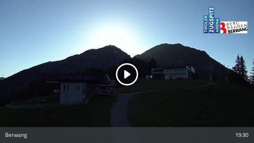 Webcam Sonnalmbahn Bergstation