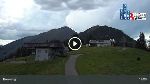 Webcam Sonnalmbahn Bergstation