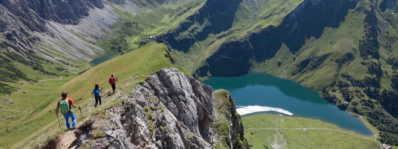 Lac Traualpsee dans la vallée Tannheimer Tal, © Tirol Werbung/Klaus Kranebitter