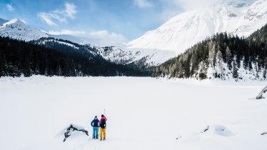 Balade en raquettes au lac d’Obernberger See, © Tirol Werbung / Torsten Muehlbacher