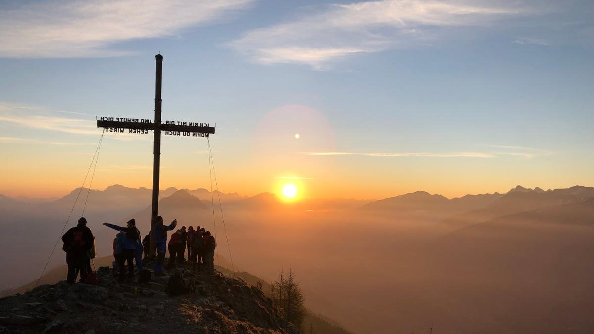 Le pass' Outdoor Community Card est idéal pour les aventuriers. Excursion en canyoning, saut en parapente, saut en élastique, randonnée au lever du soleil... 8 aventures sont contenues dans le pass'., © Imst Tourismus