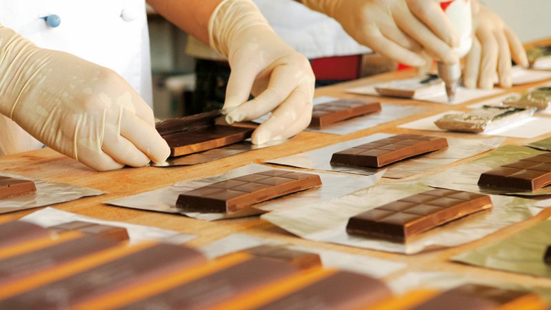 Fabrication du chocolat Tiroler Edle, © Alpinadruck