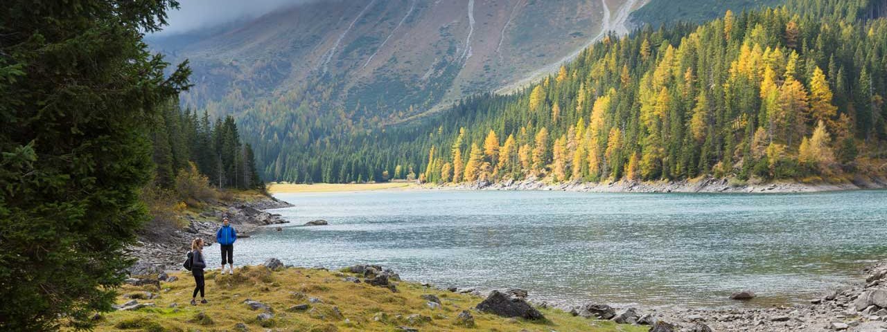 Le lac Obernberger See en automne, © Tirol Werbung/Webhofer Mario