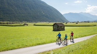 La piste cyclable Gurgltal Radweg entre Imst et Nassereith, © Tirol Werbung/Frank Bauer