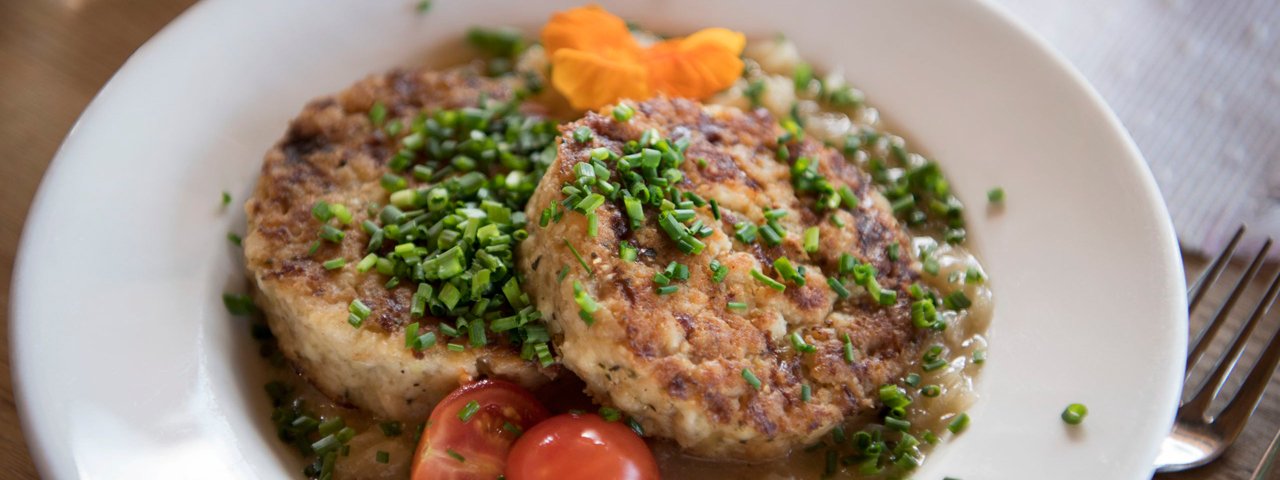 Kaspressknödel à l'alpage de Kammerköralm, © Tirol Werbung/Frank Bauer