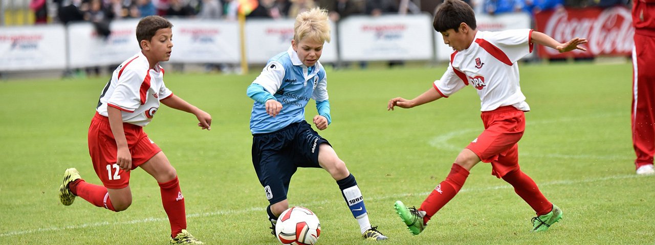 Les jeunes espoirs du football lors de la Coupe internationale "Cordial", © Cordial Cup