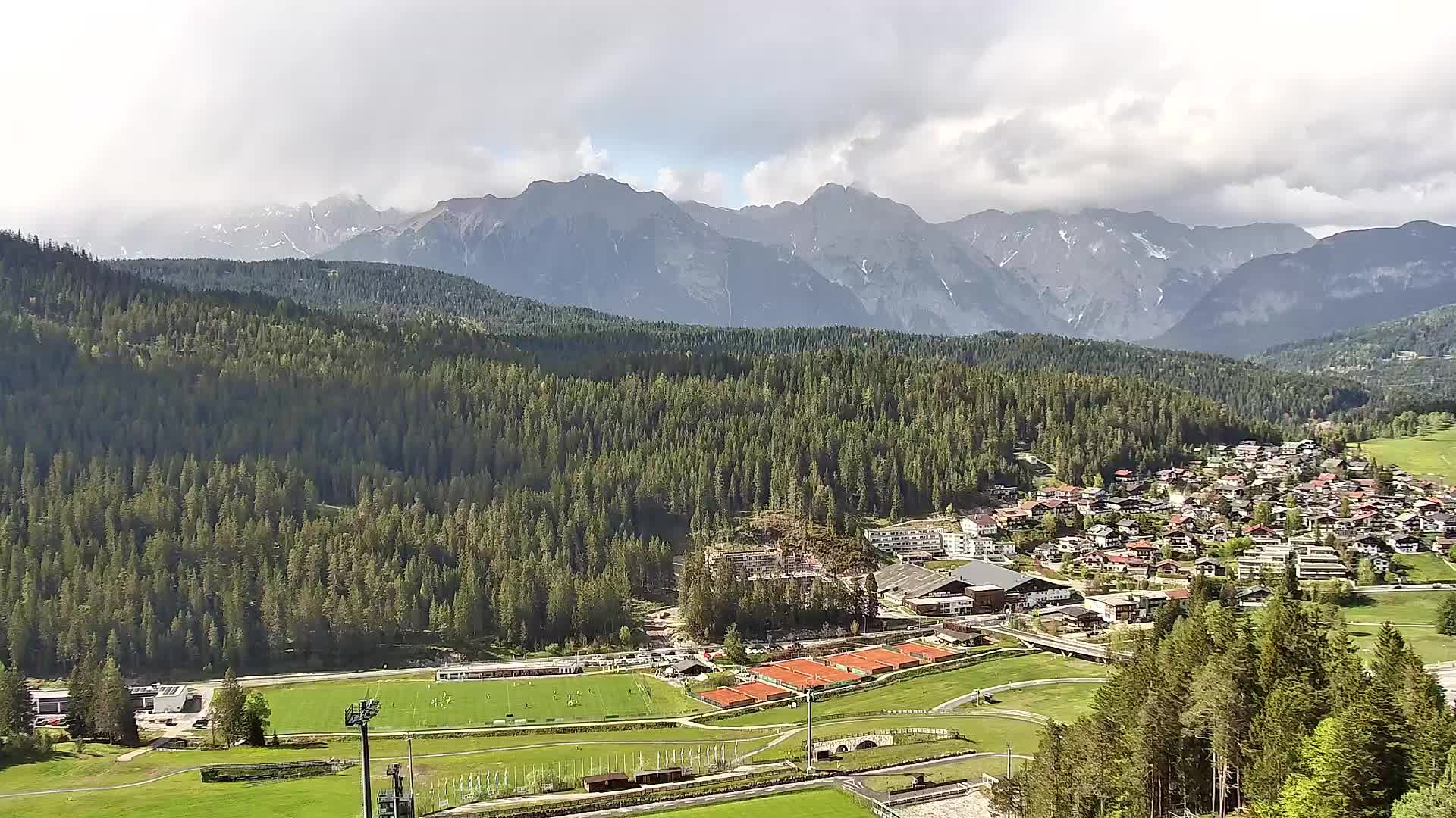 Webcam Toni Seelos Olympiaschanze