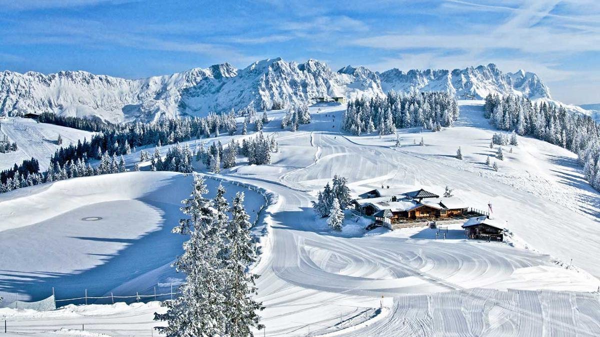 Tout proche de la Ferienregion Wilder Kaiser, le SkiWelt Wilder Kaiser propose pas moins de 284 kilomètres de pistes, 90 remontées mécaniques, 77 auberges de montagne et un enneigemnt garanti., © TVB Wilder Kaiser