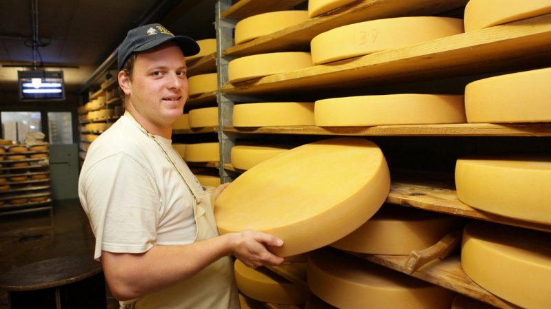Production de fromage à la fromagerie Niederkaser, © Hannes Dabernig