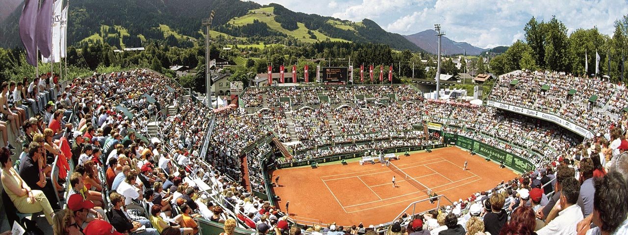 Le tournoi de Kitzbühel réunit chaque année des dizaines de milliers de fans de tennis, © Kitzbühel Tourismus