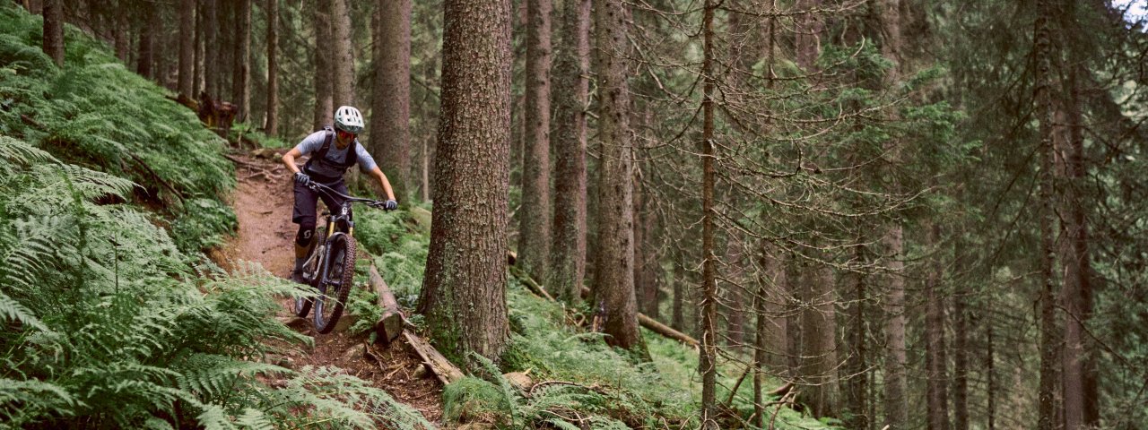 Le sentier monotrace Fleckalm Trail, © Tirol Werbung / Sebastian Schels