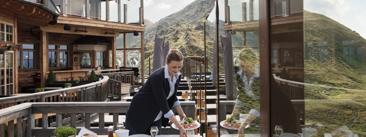 À l'auberge d'altitude Wedelhütte, © Tirol Werbung/Frank Bauer