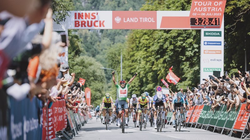 Ligne d'arrivée à Innsbruck en 2023, © Tour of Austria