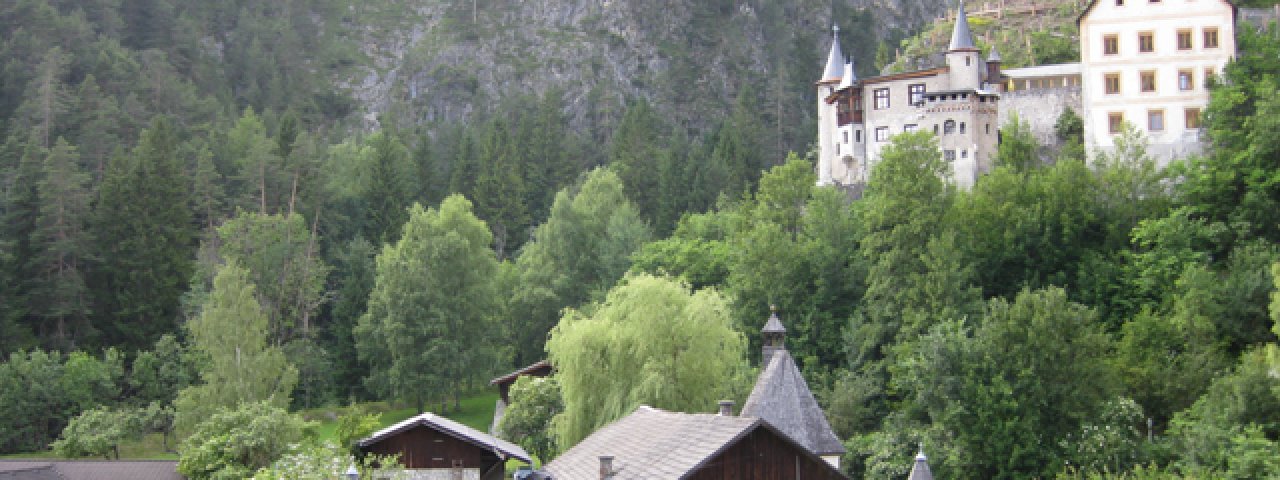 La forteresse de Fernstein sur le lac Fernsteinsee, © Tirol Werbung